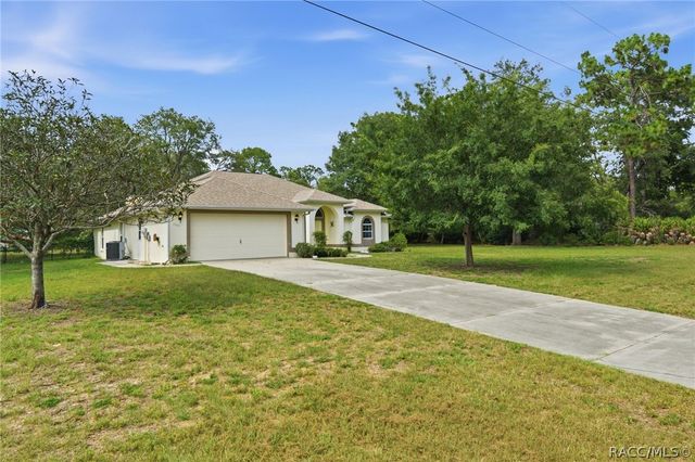 2340 W Tall Oaks Drive, Beverly Hills, FL 34465