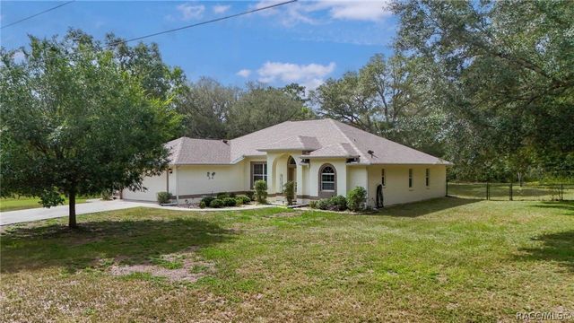 2340 W Tall Oaks Drive, Beverly Hills, FL 34465