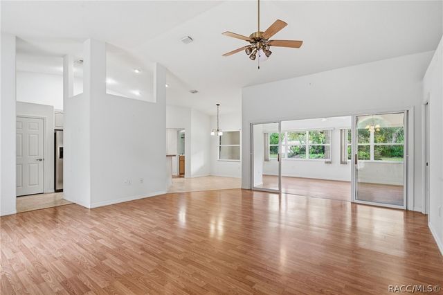 2340 W Tall Oaks Drive, Beverly Hills, FL 34465