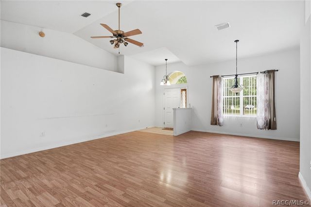 2340 W Tall Oaks Drive, Beverly Hills, FL 34465