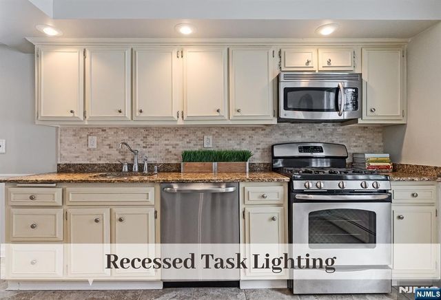 64 Anona Drive, Upper Saddle River, NJ 07458