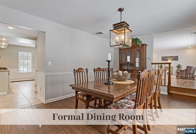 64 Anona Drive, Upper Saddle River, NJ 07458