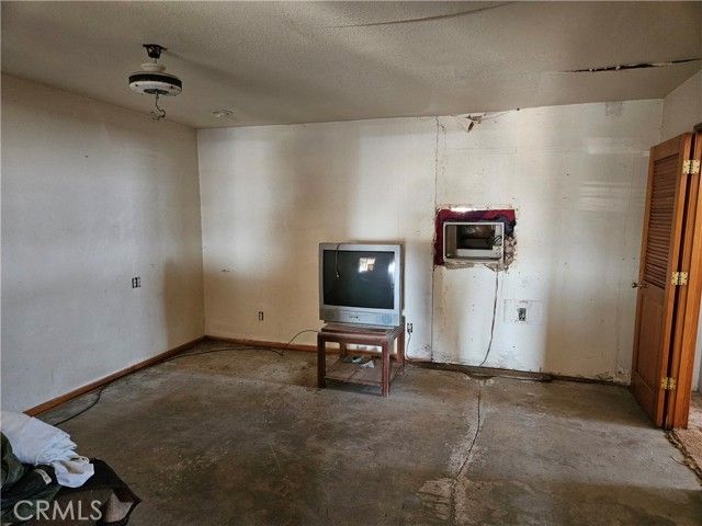 5451 Kuhns Rd, Twentynine Palms, CA 92277