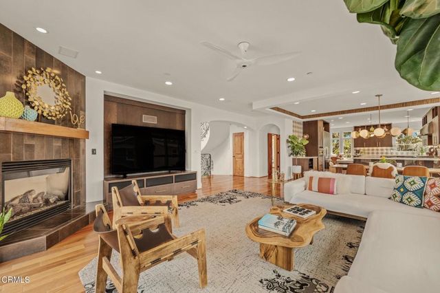 1158 Shelburn Lane, Ventura, CA 93001