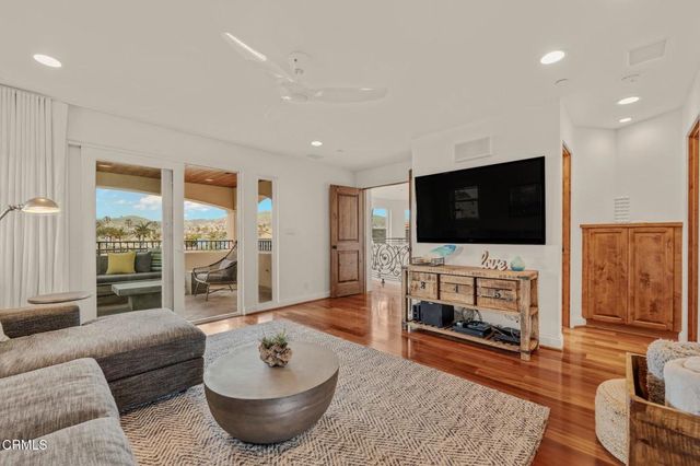 1158 Shelburn Lane, Ventura, CA 93001