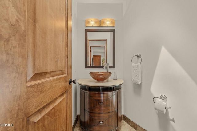 1158 Shelburn Lane, Ventura, CA 93001