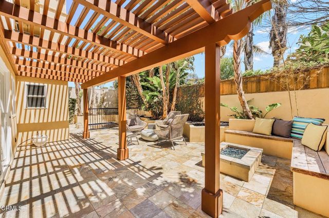 1158 Shelburn Lane, Ventura, CA 93001