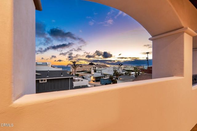 1158 Shelburn Lane, Ventura, CA 93001