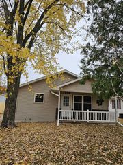 1906 MITCHELL STREET, Oshkosh, WI 54901
