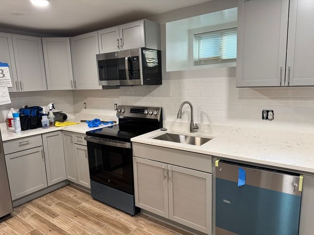 24 W Tremlett B, Boston, MA 02121
