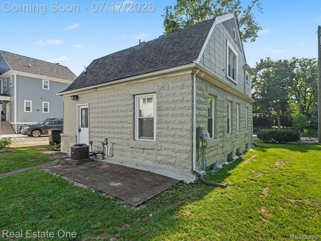 203 N 7th Street, Ann Arbor, MI 48103