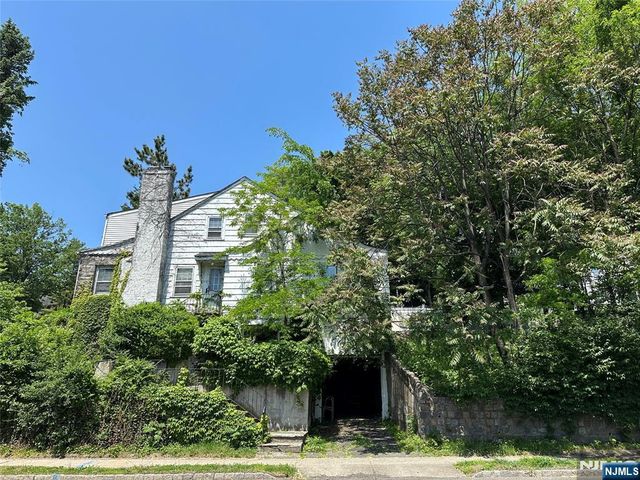 203 S Conway Court, South Orange Village, NJ 07079