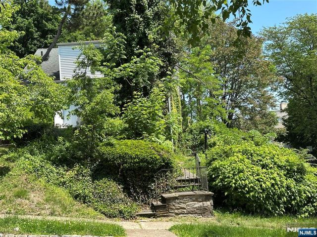 203 S Conway Court, South Orange Village, NJ 07079