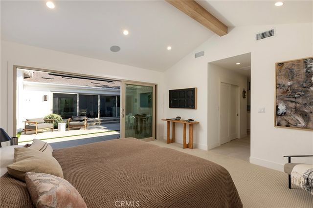 212 E 19th Street, Costa Mesa, CA 92627