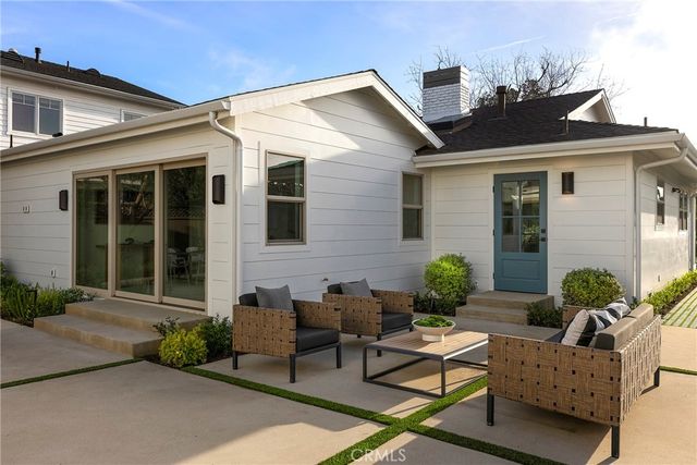 212 E 19th Street, Costa Mesa, CA 92627