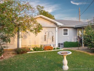 190 SW 2nd Street, Krebs, OK 74432