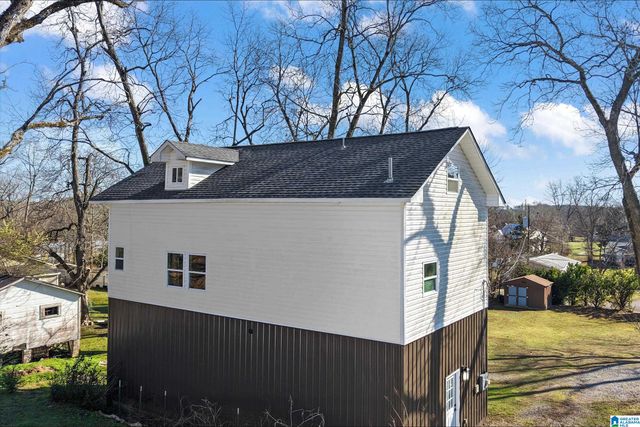 301 WISTERIA STREET, West Blocton, AL 35184