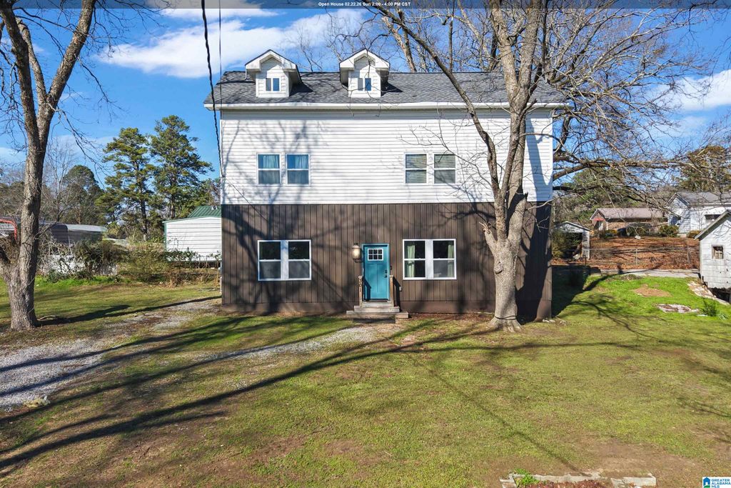 301 WISTERIA STREET, West Blocton, AL 35184