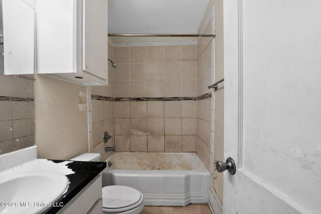 339 Audubon Place, Jackson, MS 39206