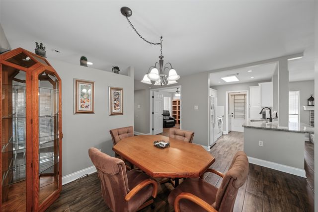 23 Park Lane, Bedford, TX 76021