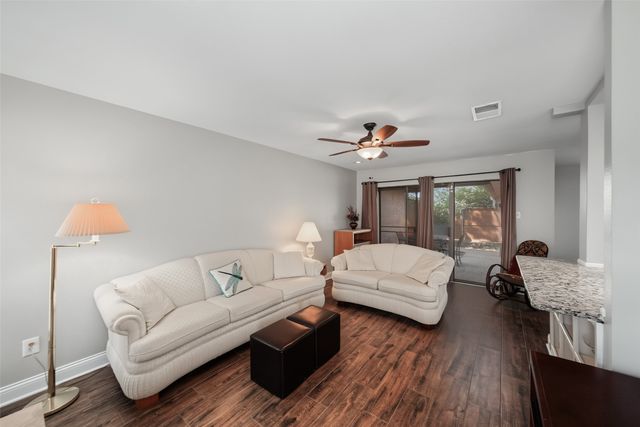 23 Park Lane, Bedford, TX 76021