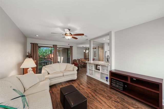 23 Park Lane, Bedford, TX 76021