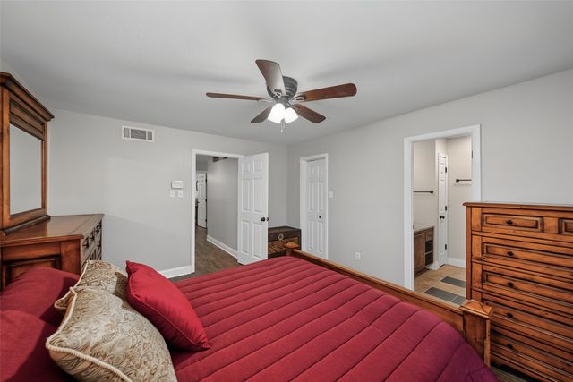 23 Park Lane, Bedford, TX 76021