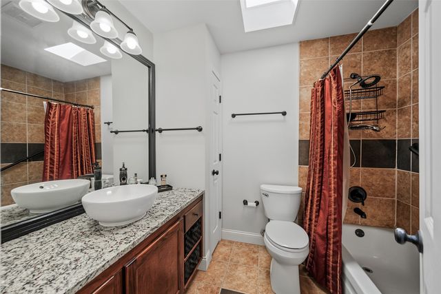 23 Park Lane, Bedford, TX 76021