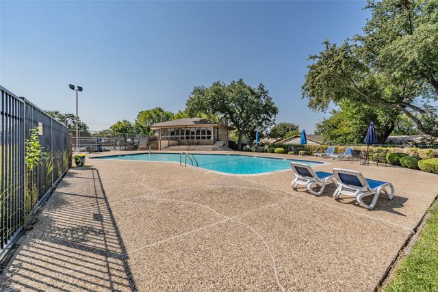 23 Park Lane, Bedford, TX 76021