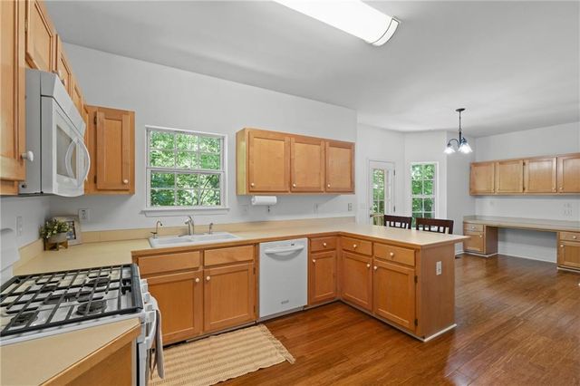 4860 Meadow Overlook Drive, Cumming, GA 30040