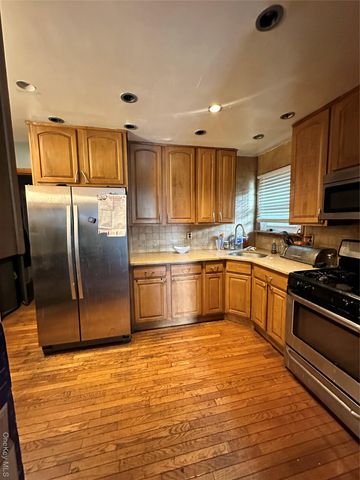 16 Spring Street, Roosevelt, NY 11575