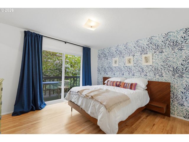 11700 Sw FOOTHILL Dr, Portland, OR 97225