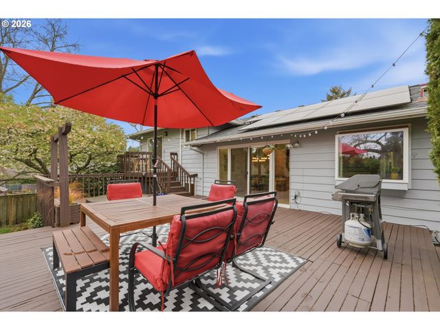 11700 Sw FOOTHILL Dr, Portland, OR 97225