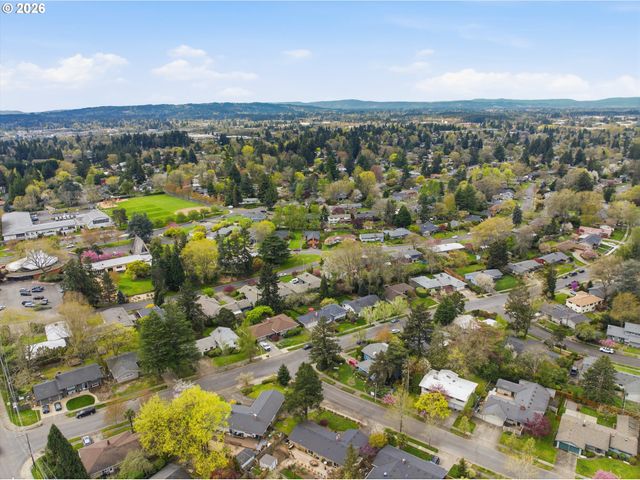 11700 Sw FOOTHILL Dr, Portland, OR 97225