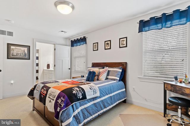 798 COTTAGE BROOK LN, Grantham, PA 17027