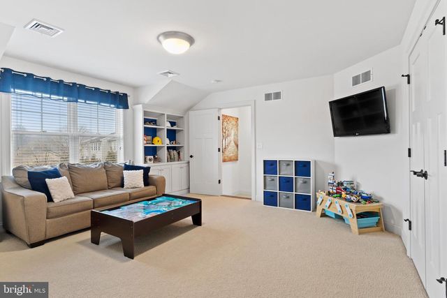 798 COTTAGE BROOK LN, Grantham, PA 17027