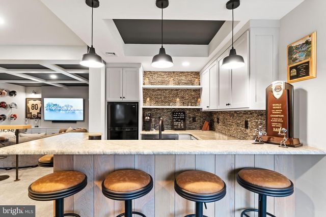 798 COTTAGE BROOK LN, Grantham, PA 17027