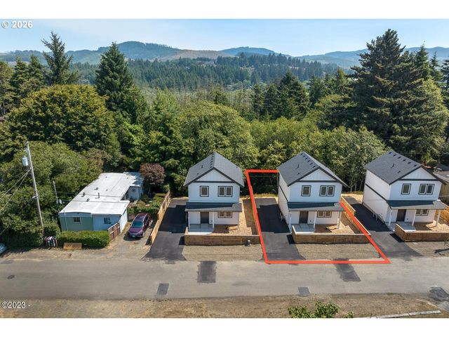 646 Se REEF Ave, Lincoln City, OR 97367