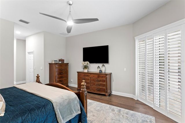 2801 SHORE BREEZE DRIVE, Tampa, FL 33611