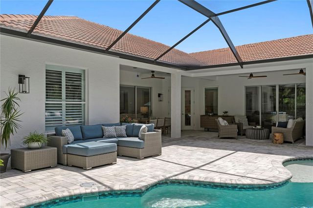 2801 SHORE BREEZE DRIVE, Tampa, FL 33611