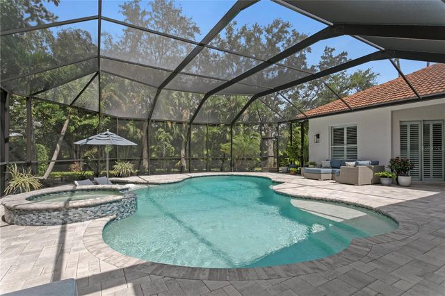2801 SHORE BREEZE DRIVE, Tampa, FL 33611