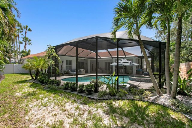 2801 SHORE BREEZE DRIVE, Tampa, FL 33611