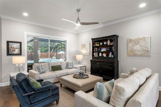 2801 SHORE BREEZE DRIVE, Tampa, FL 33611