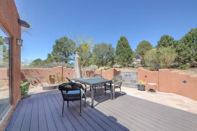 1219 Rockrose Road NE, Albuquerque, NM 87122