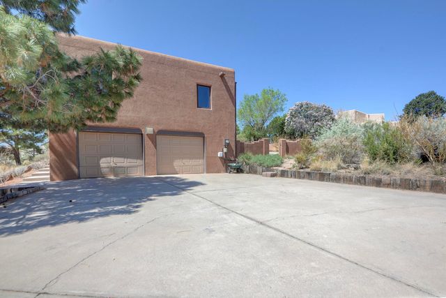1219 Rockrose Road NE, Albuquerque, NM 87122