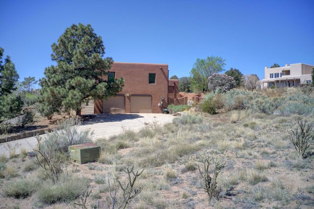 1219 Rockrose Road NE, Albuquerque, NM 87122