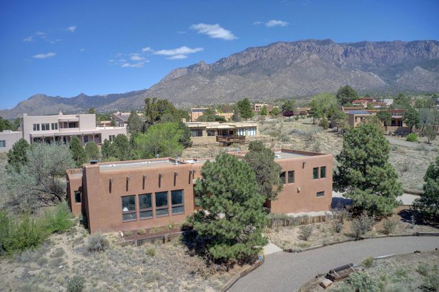 1219 Rockrose Road NE, Albuquerque, NM 87122