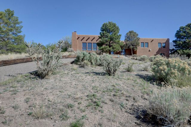 1219 Rockrose Road NE, Albuquerque, NM 87122