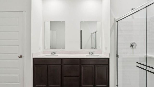 5746 Hunter DRIVE, Mount Pleasant, WI 53406