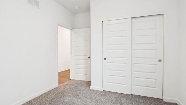 5746 Hunter DRIVE, Mount Pleasant, WI 53406